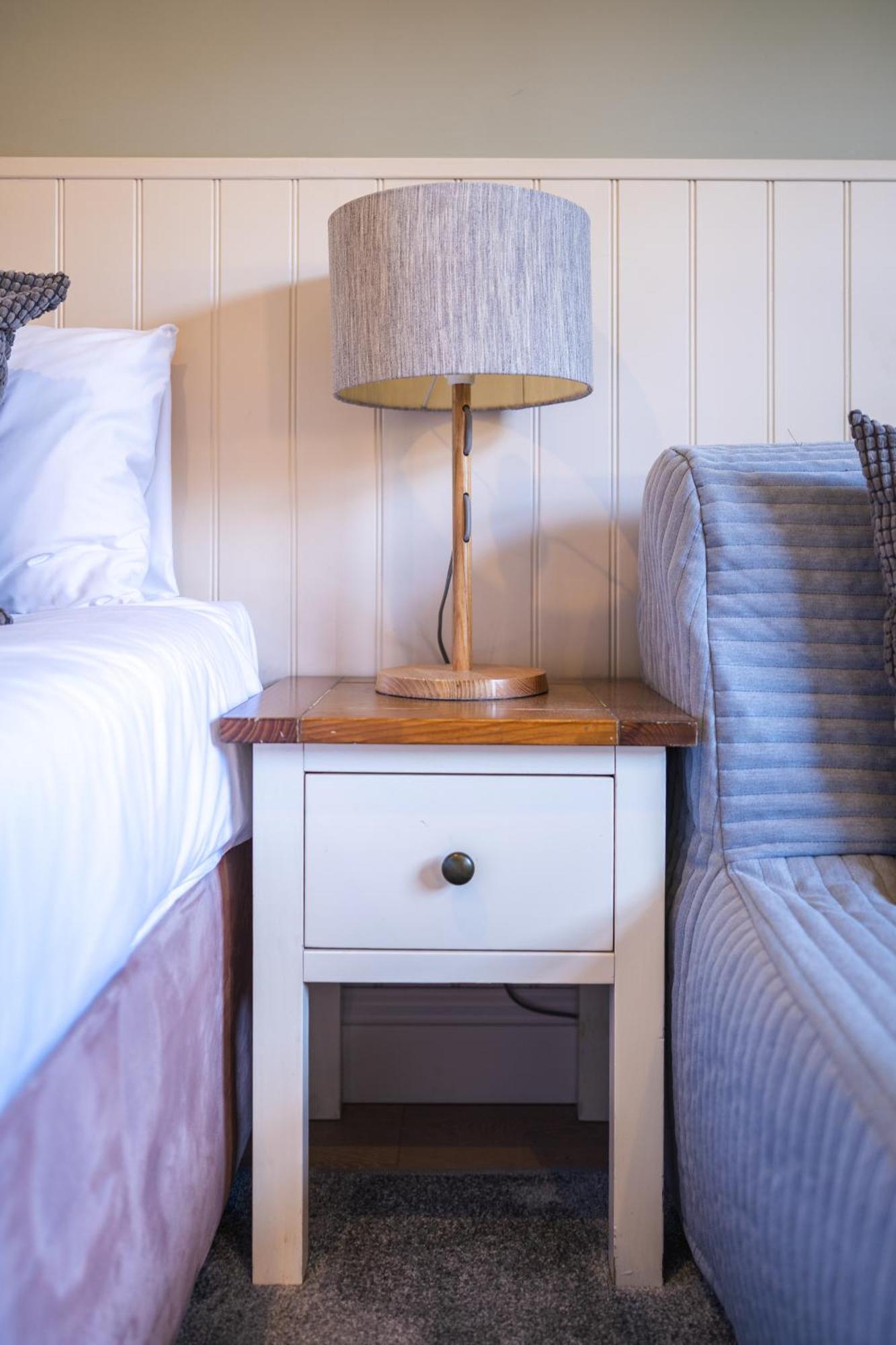 The Oyster Smack Hotel Burnham-on-Crouch Екстериор снимка