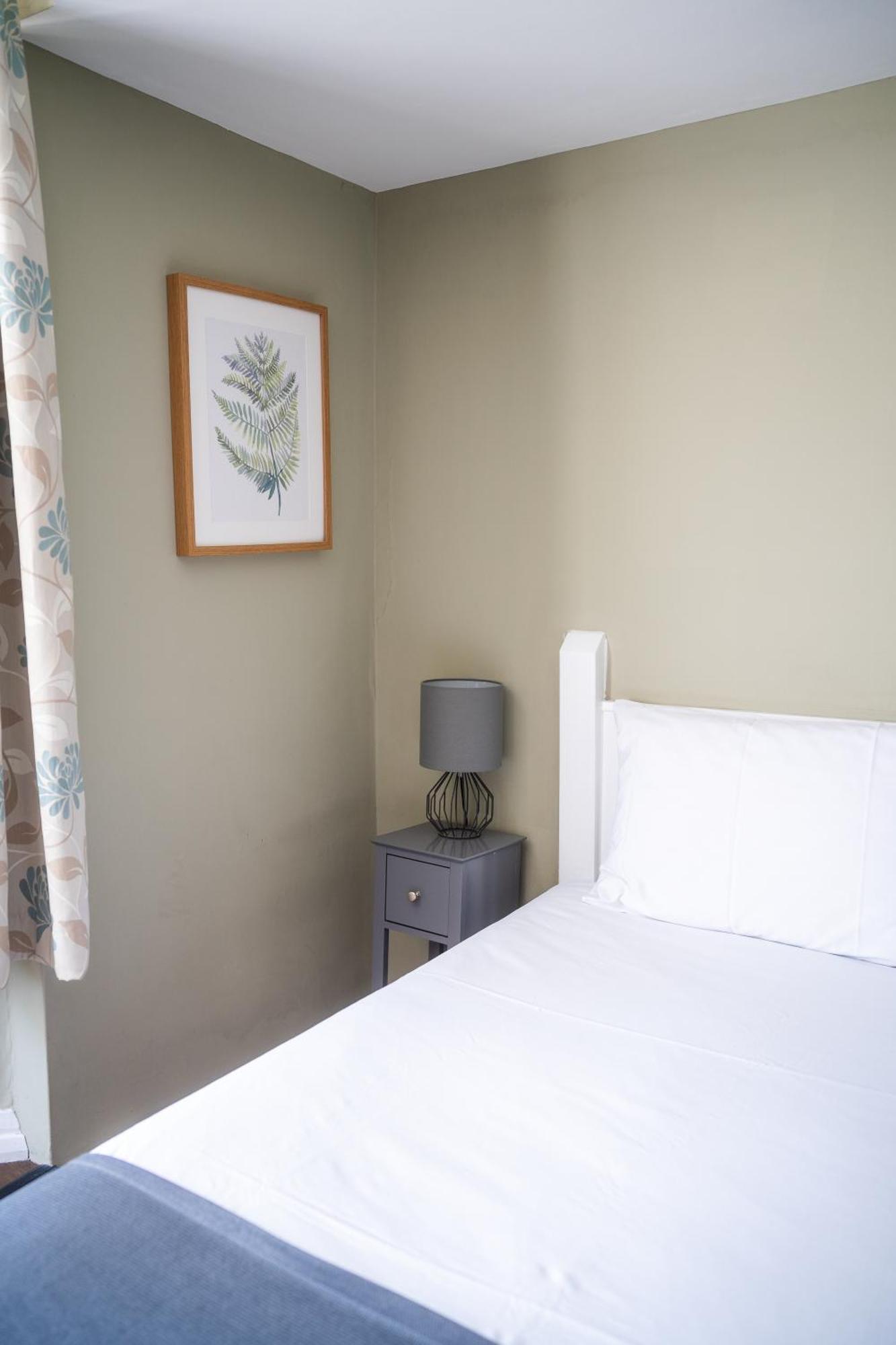 The Oyster Smack Hotel Burnham-on-Crouch Екстериор снимка